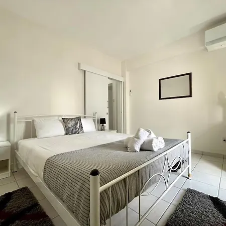Apartment Platform 357 Romanou Near Landmark *